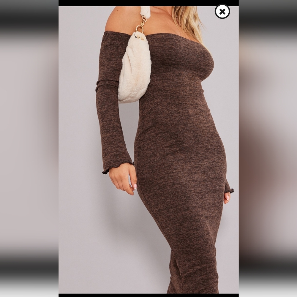 Pretty Little Thing Bardot Maxi Dress - Picture 4 of 6
